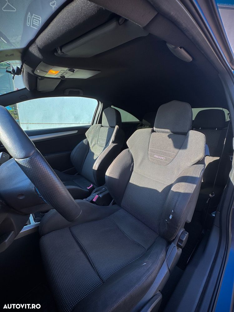 Opel Astra 2.0 Turbo Sport - 10