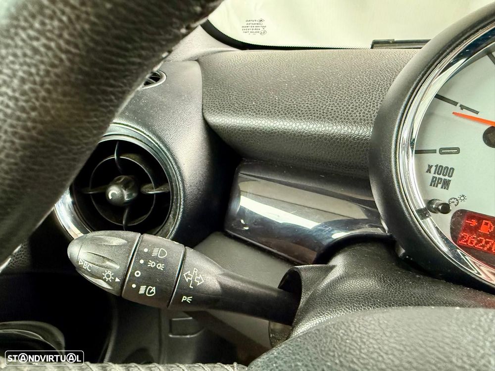 MINI 3 Portas Cooper D - 14