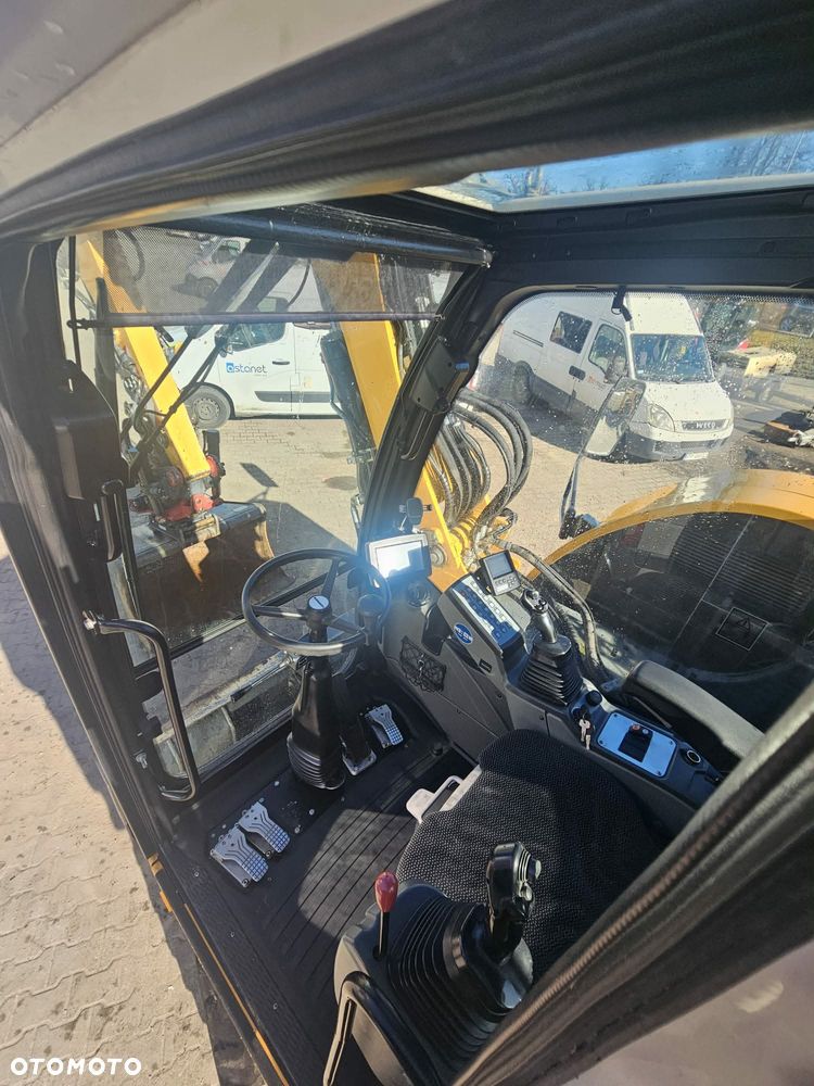 Liebherr A 910 Compact Litronic - 7
