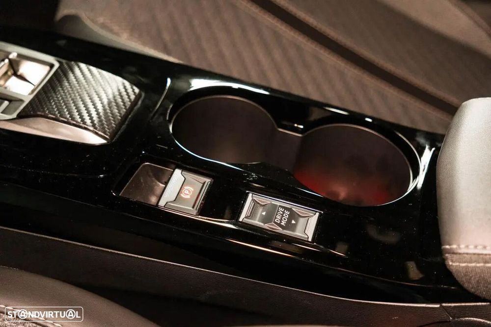 Peugeot e-2008 54 kWh Allure - 35