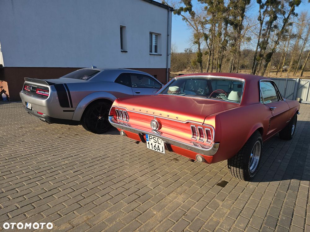Ford Mustang - 2