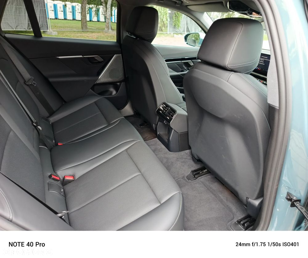 BMW Seria 5 520i - 12