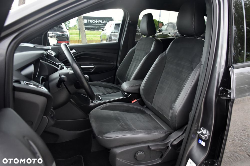 Ford Kuga 1.5 EcoBlue ST-LINE - 21