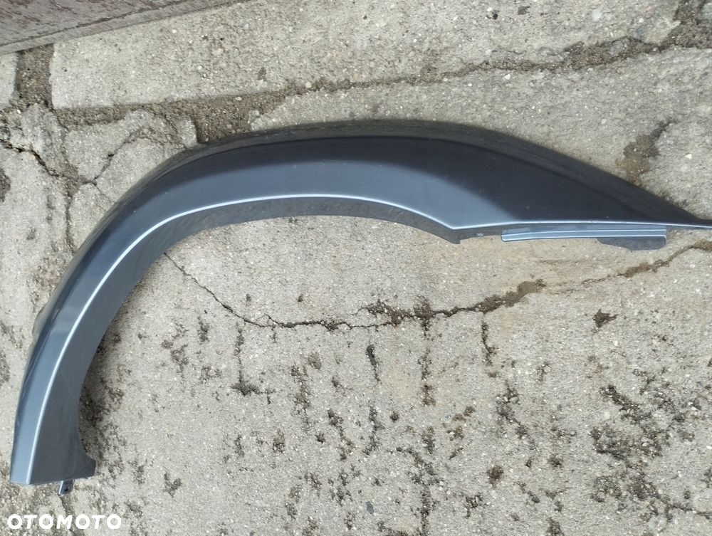 Listwa na błotnik prawy przód Toyota Land Crusier J90 90 - 3