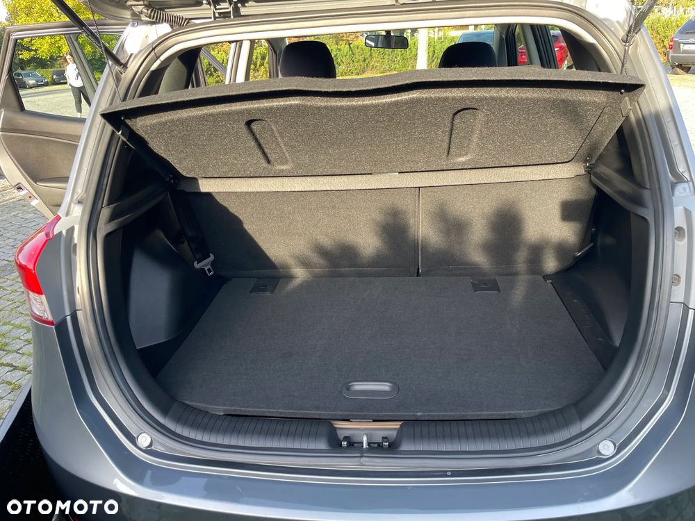 Hyundai ix20 - 16