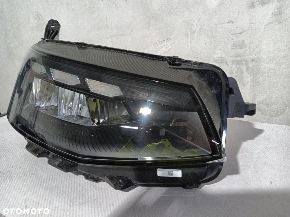 LAMPA PRZÓD PRAWA VOLKSWAGEN T7 S74013E014 - 3