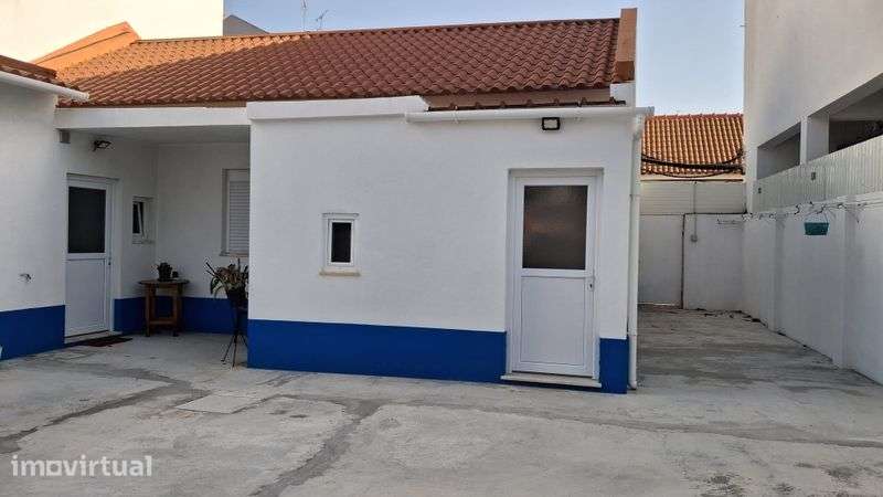 Casa na Baixa da Banheira para arrendar. - Grande imagem: 2/8