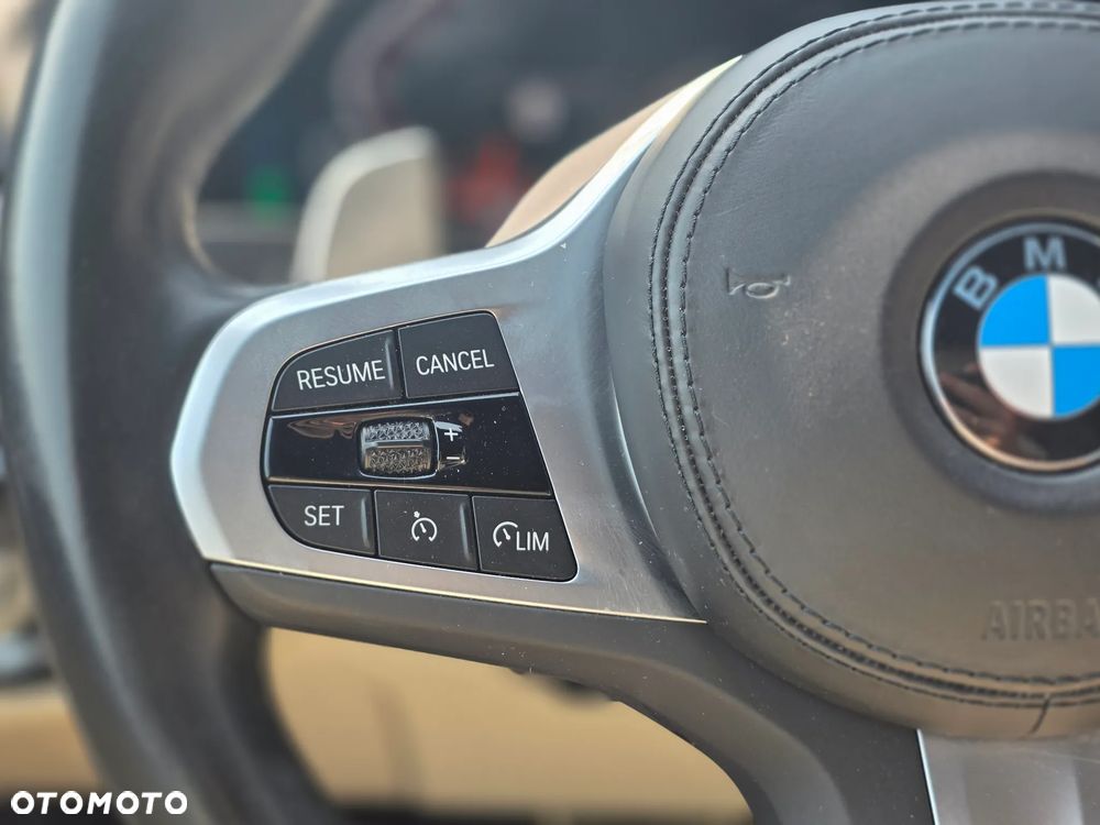 BMW Seria 5 530i xDrive mHEV M Sport sport - 25