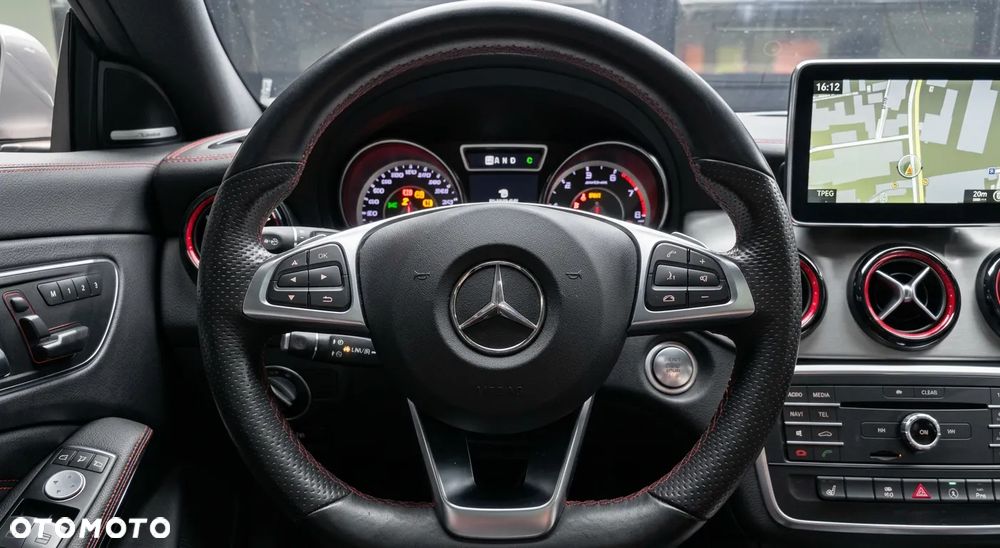 Mercedes-Benz CLA AMG 45 4-Matic - 9