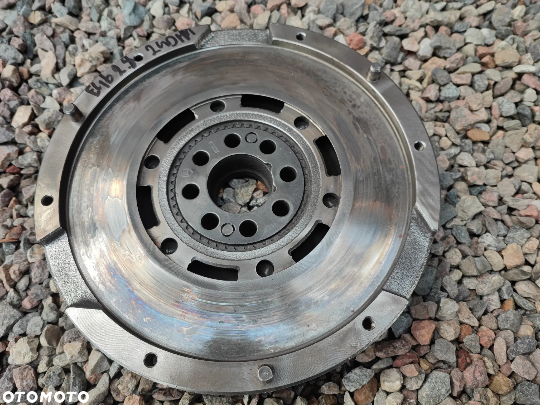 BMW E36 / E39 / E38 / Z3 / E34 ORYGINALNE KOŁO ZAMACHOWE DWUMASOWE POD TARCZĘ SPRZĘGŁA 228MM DO SILNIKÓW GAMY M52 / M50 ( M52B20 / M50B20 )  O NR. 21 21 1 222 512 / 21 21 1 223 542 / 21 20 1 223 418 /  21 21 1 223 593 OEM  SPRAWNE W 100% - 12