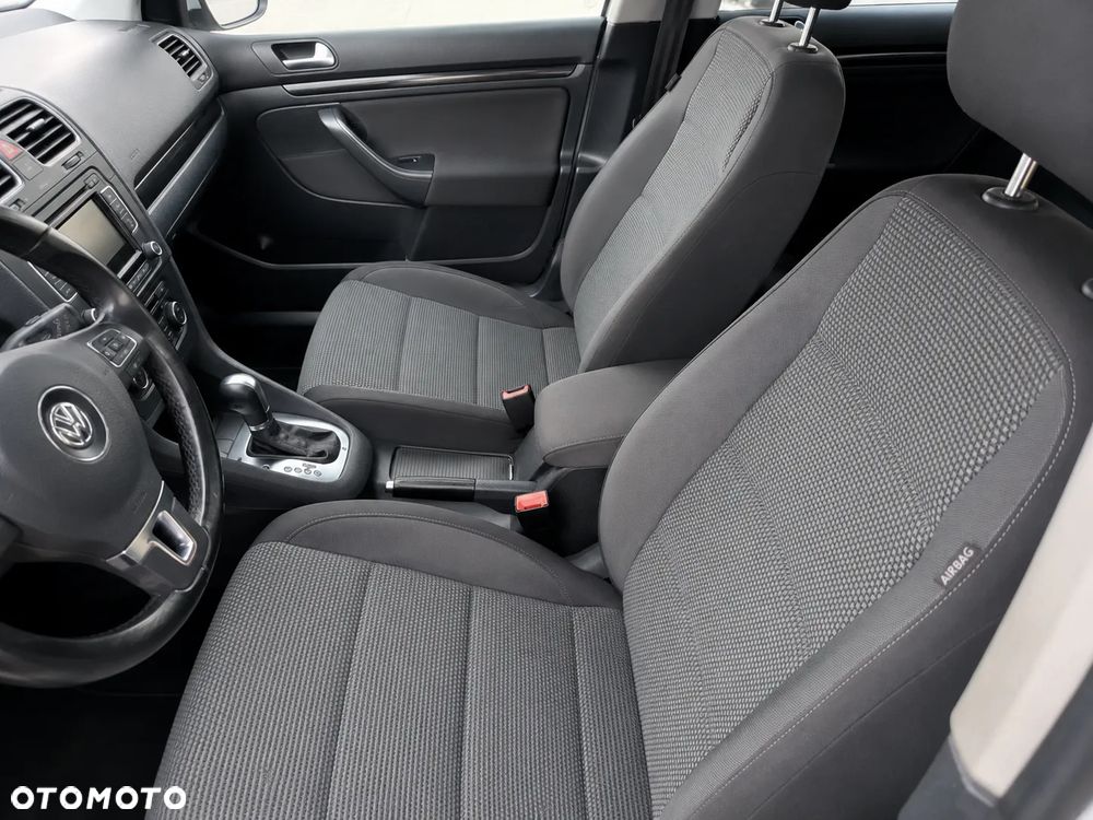 Volkswagen Golf 1.6 TDI DPF DSG Style - 11