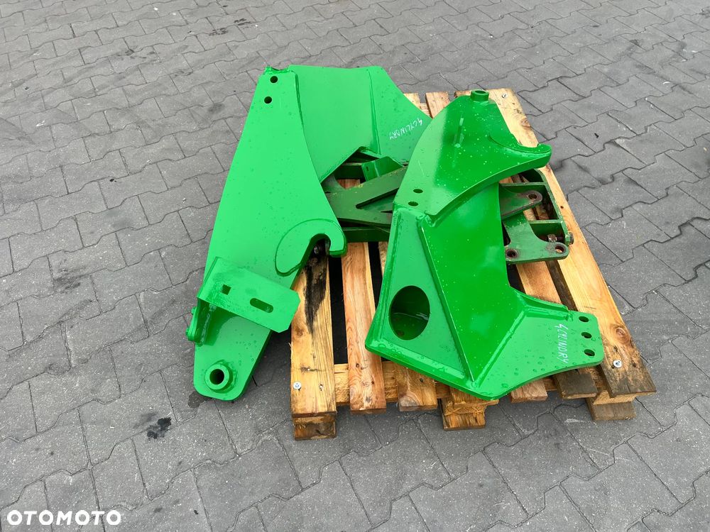 John Deere Ładowacz czołowy 623 R - 9