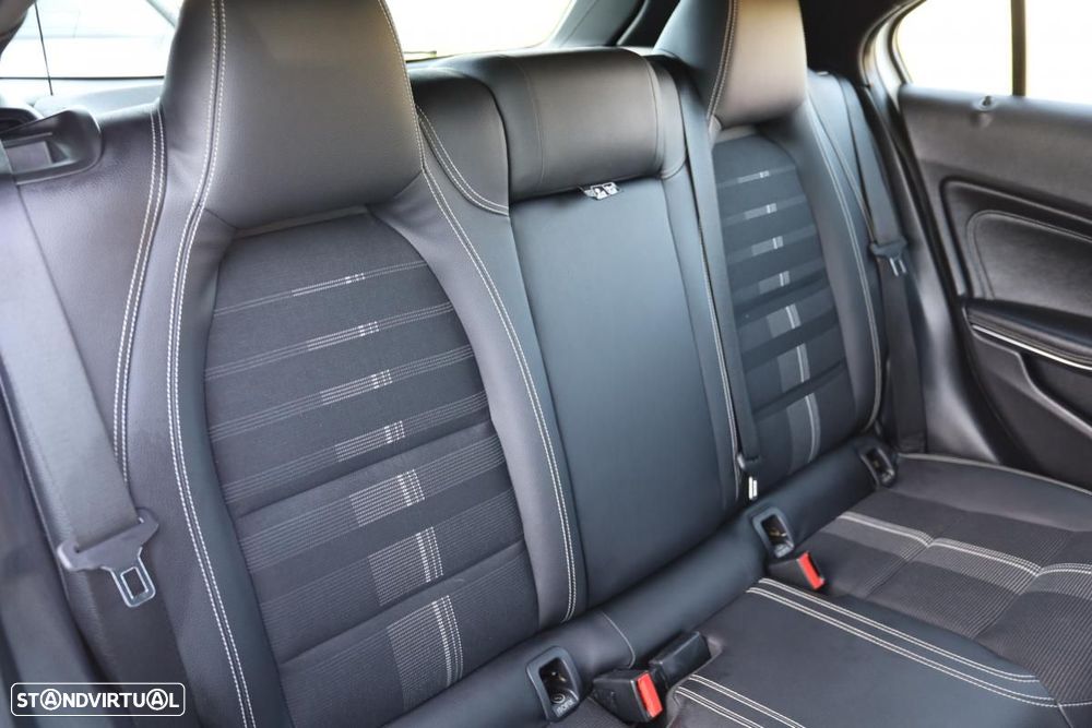 Mercedes-Benz A 180 d Urban - 18