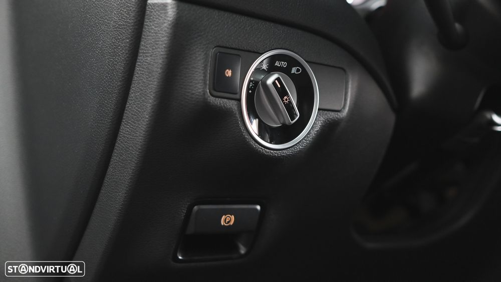 Mercedes-Benz CLA 180 d 7G-DCT AMG Line - 54