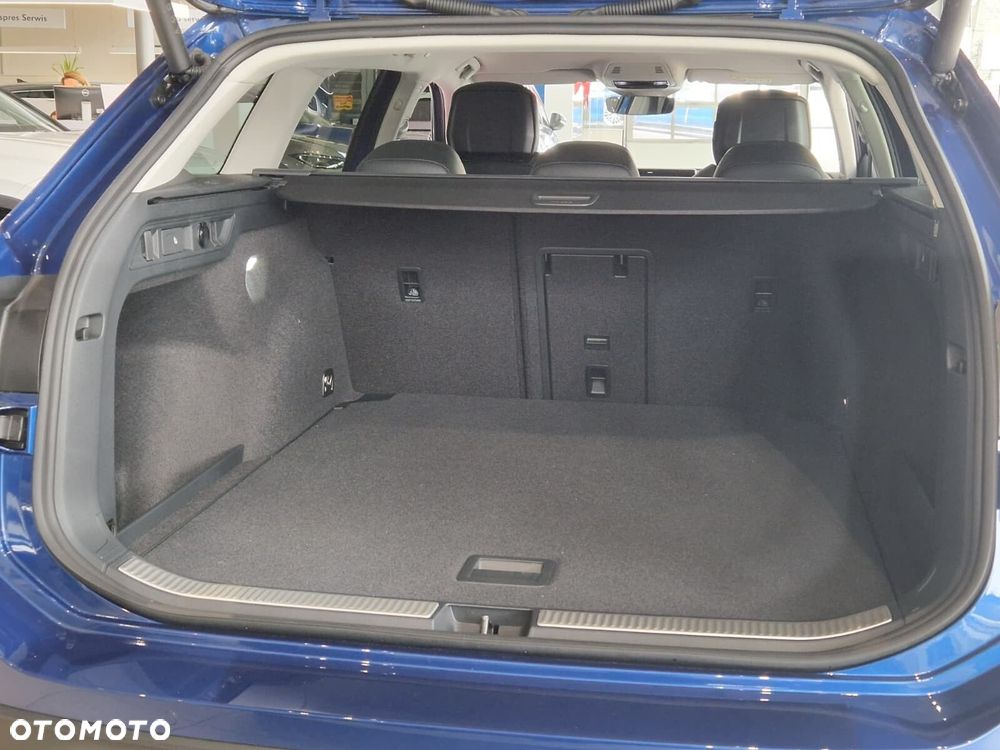 Volkswagen Passat - 5