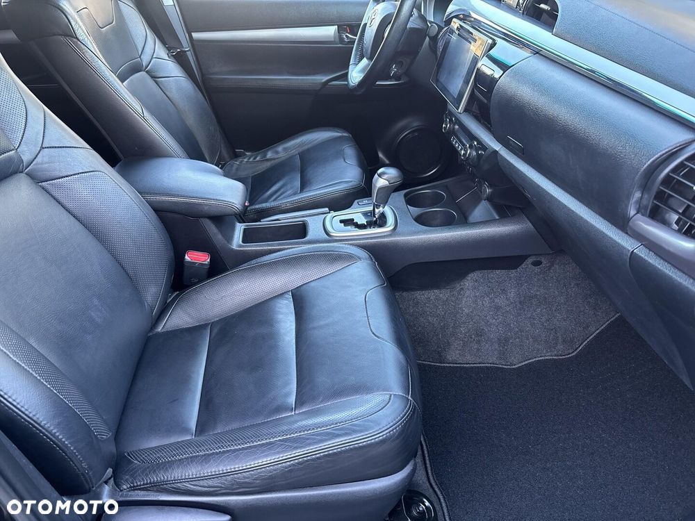 Toyota Hilux 2.4 D-4D Double Cab SR5 4x4 - 16