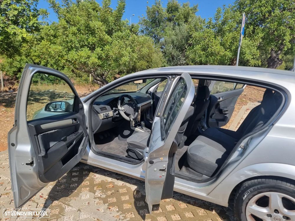 Opel Astra - 16