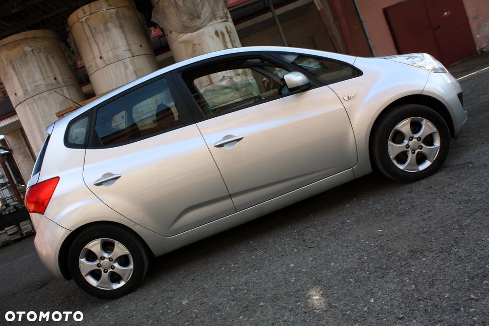 Kia Venga 1.6 CVVT Platinum Edition - 6
