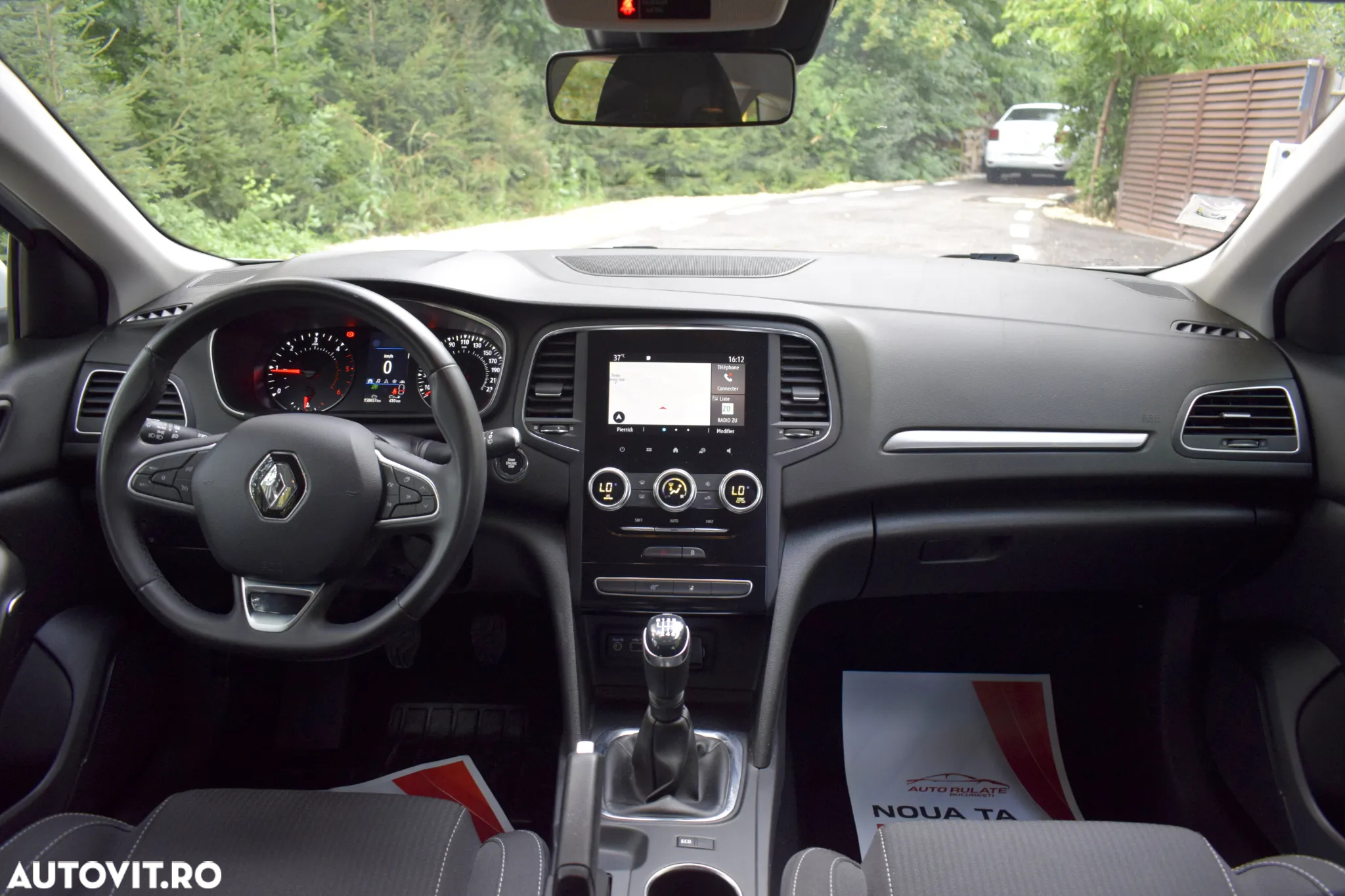 Renault Megane Grandtour BLUE dCi 115 EQUILIBRE - 9