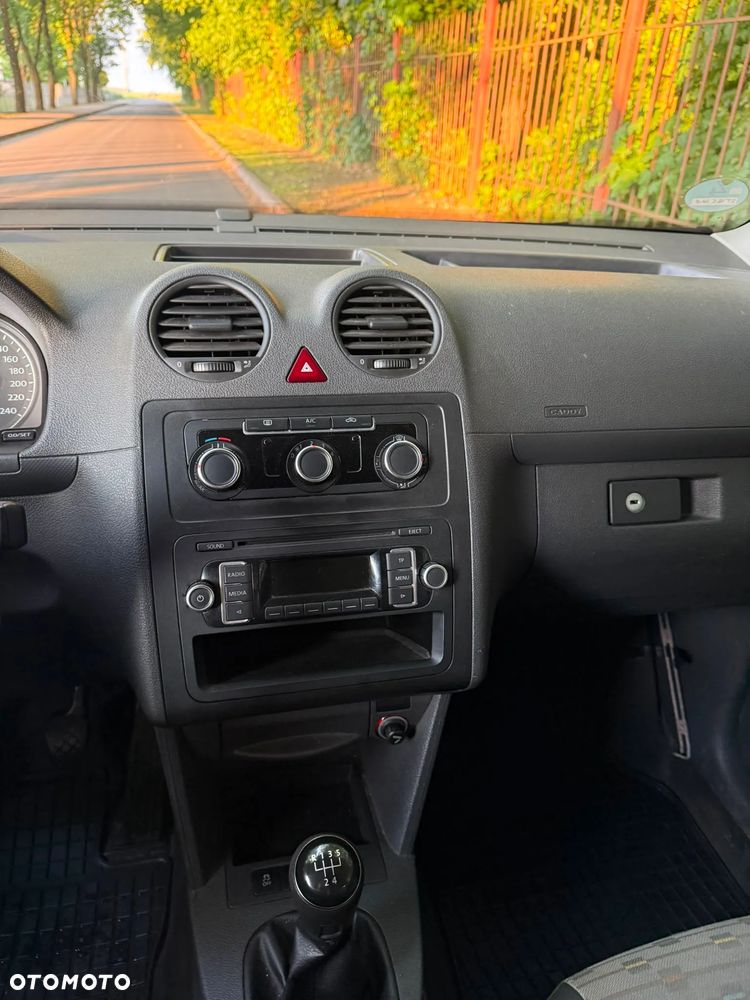 Volkswagen CADDY - 13