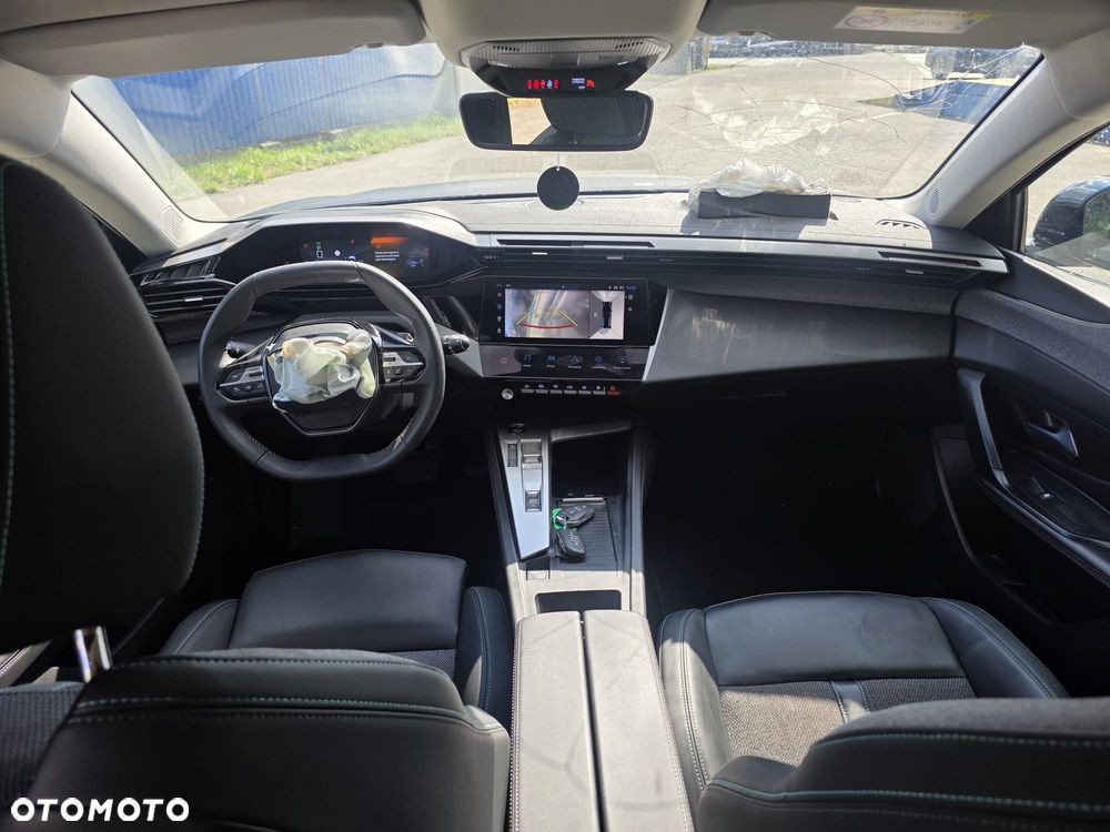 Peugeot 308 1.2 mHEV Active Pack S&S e-DCS6 - 11