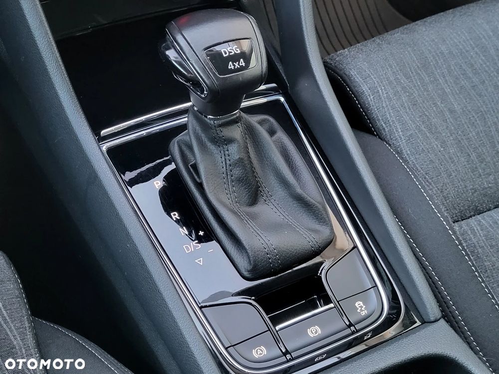 Skoda Karoq - 17