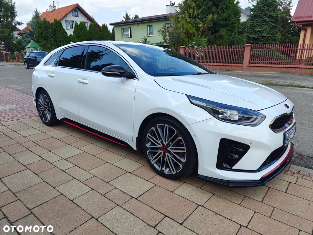 Kia ProCeed - 1