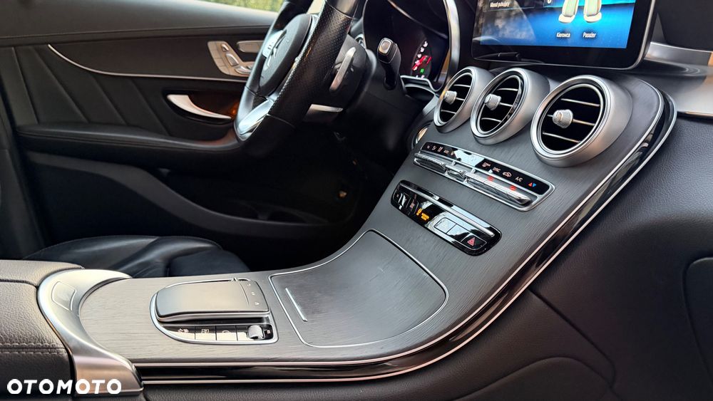 Mercedes-Benz GLC 200 d 4-Matic - 30