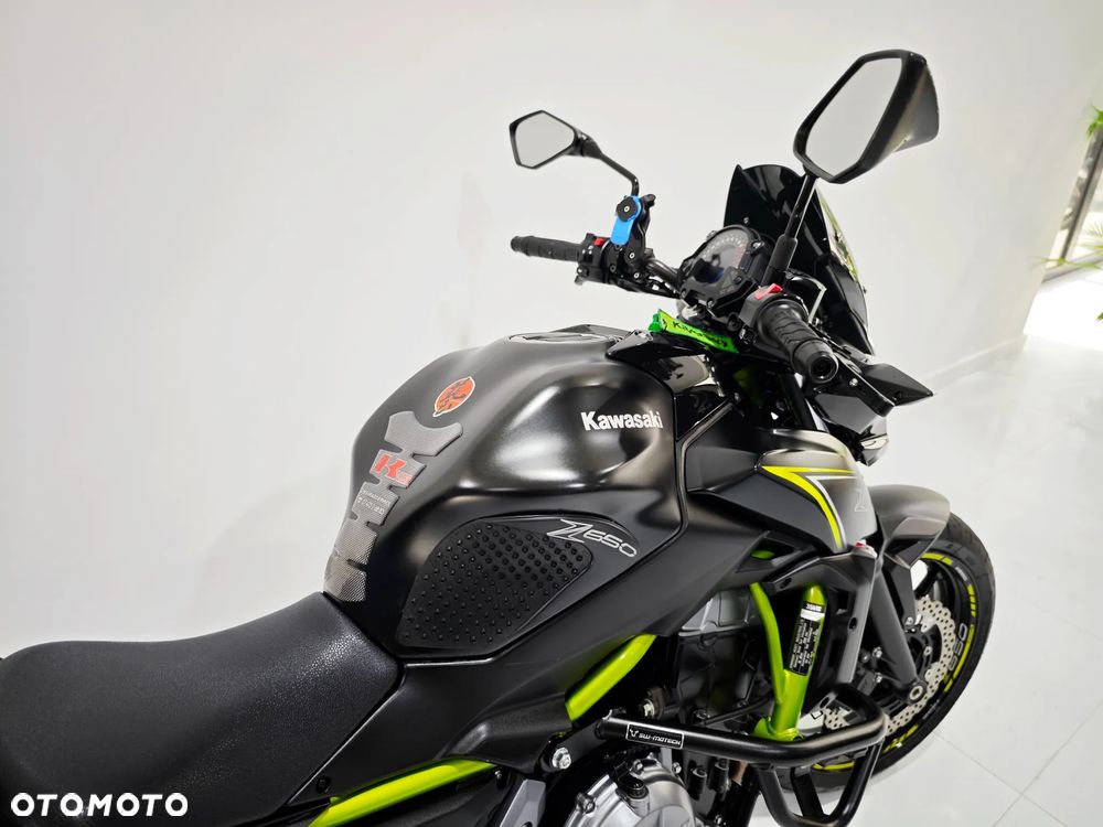 Kawasaki Z - 11