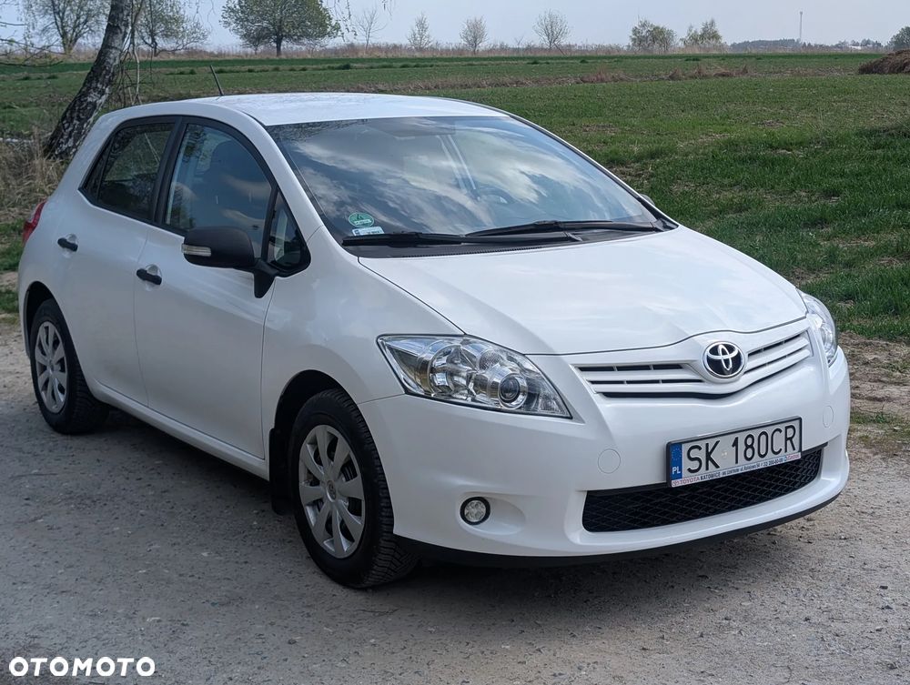 Toyota Auris 1.33 VVT-i Premium - 23