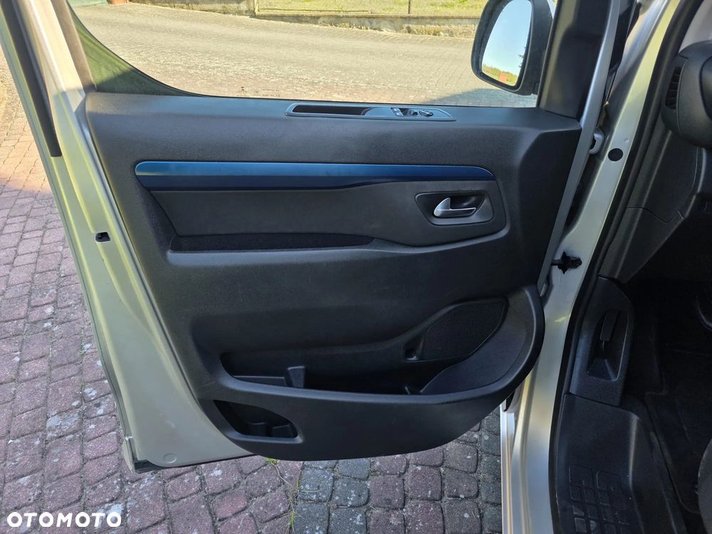 Peugeot Traveller L3 2.0 EAT8 Business VIP - 40