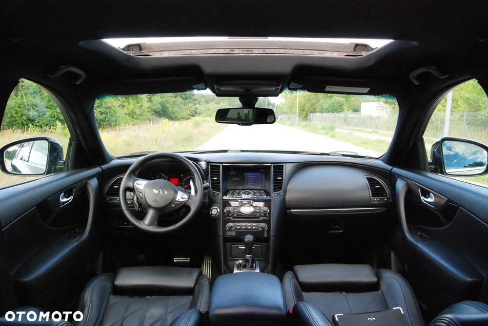 Infiniti FX FX30d S Premium - 6