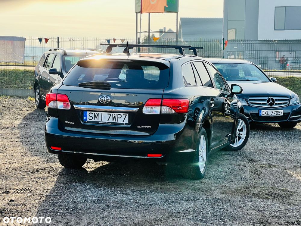 Toyota Avensis 2.0 D-4D Life - 13