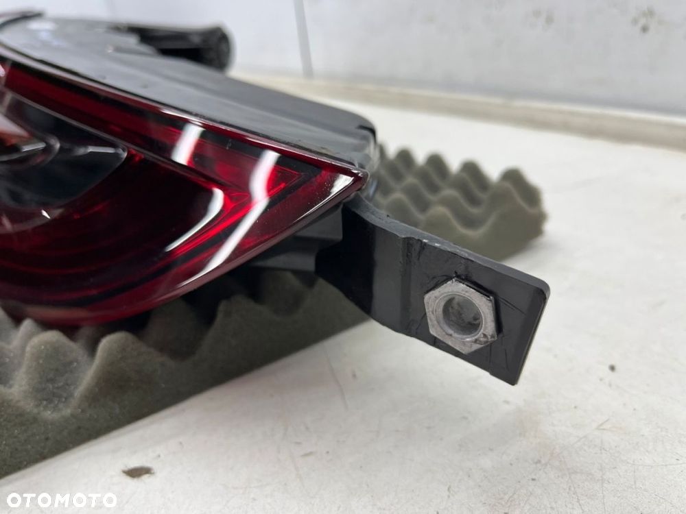 Lampa Porsche Panamera II 971 16-20r. PRAWA tylna w błotnik ORYGINALNA prawy tył Europa 971945092b - 15