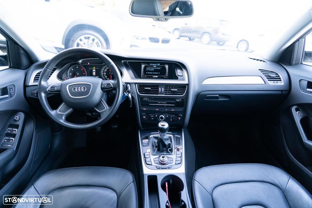 Audi A4 Avant 2.0 TDi - 4