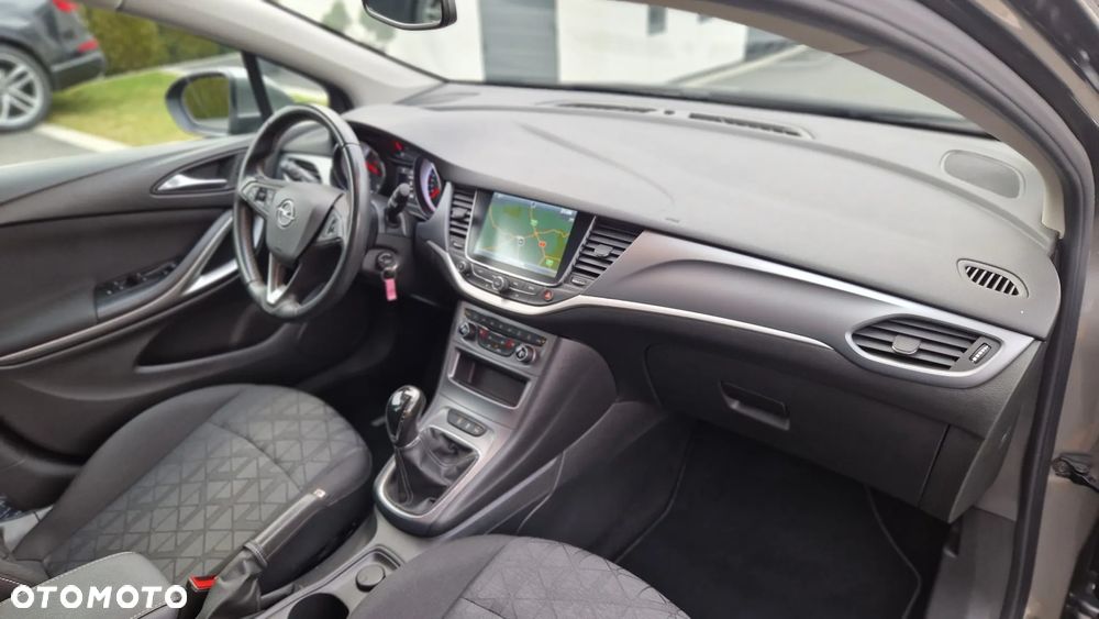 Opel Astra 1.6 D Start/Stop 120 Jahre - 12