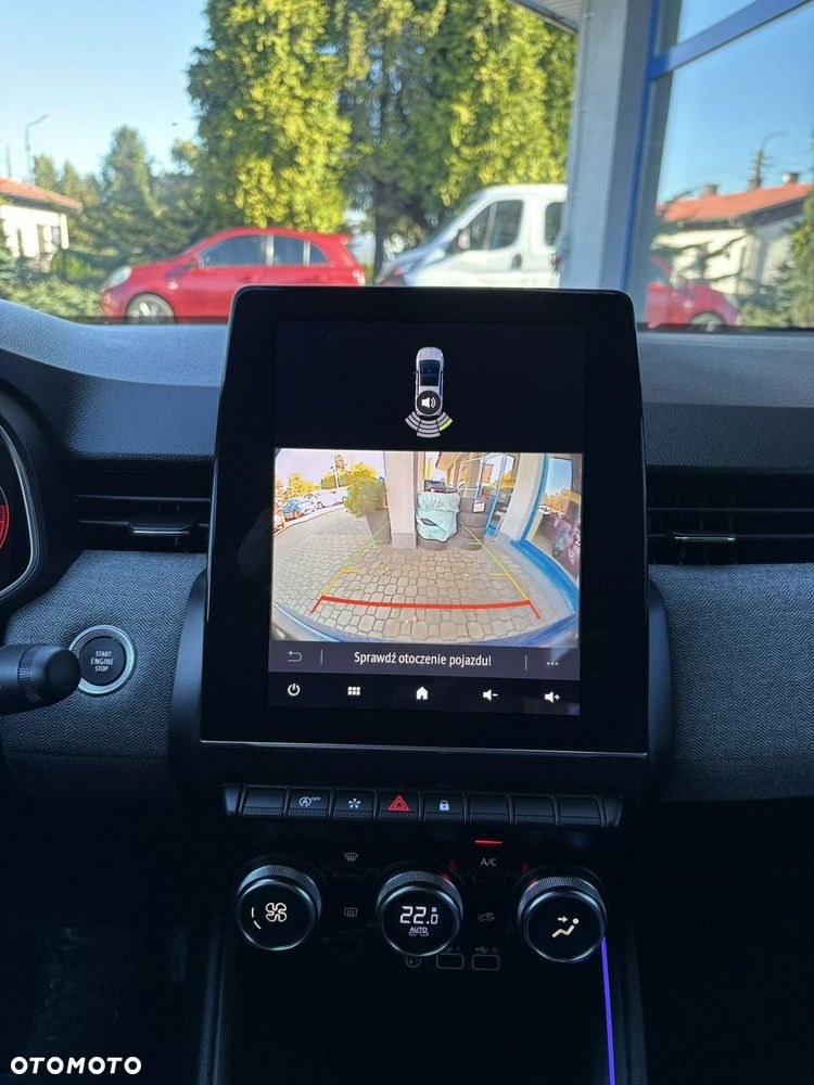 Renault Clio - 23