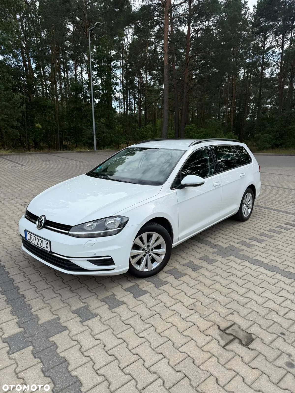 Volkswagen Golf VII 1.6 TDI BMT Comfortline - 3