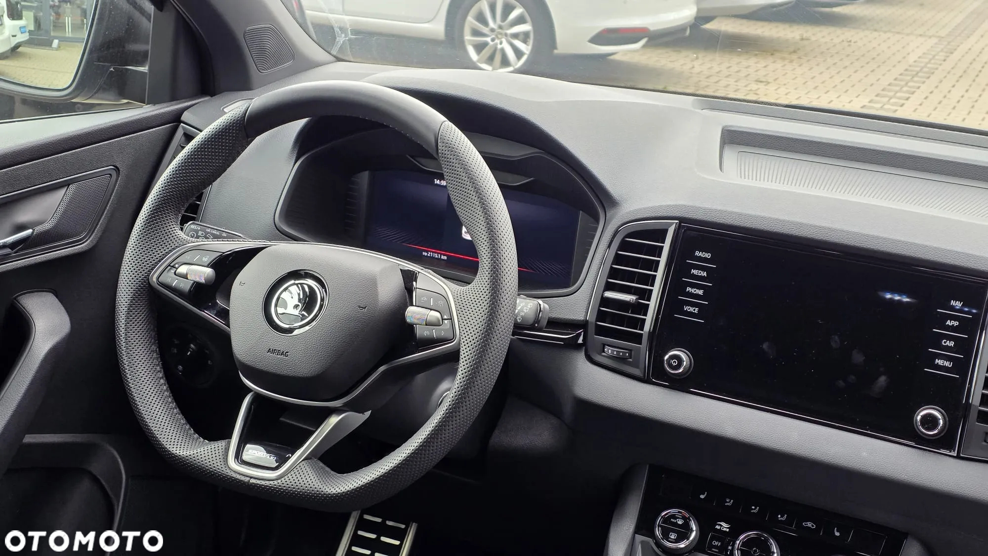 Skoda Karoq 1.5 TSI ACT Sportline - 7