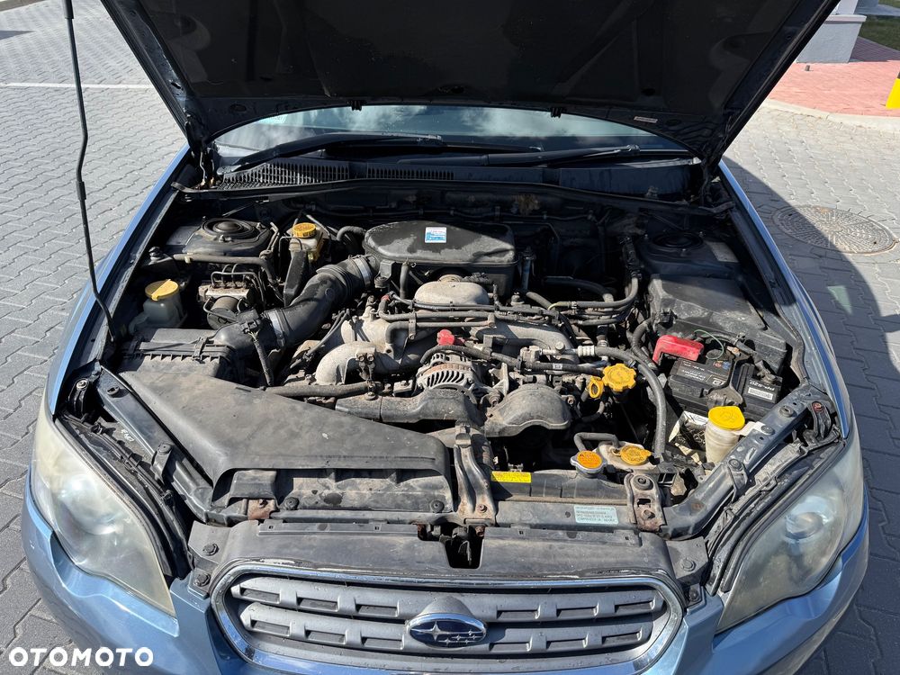 Subaru Outback 2.5 - 12