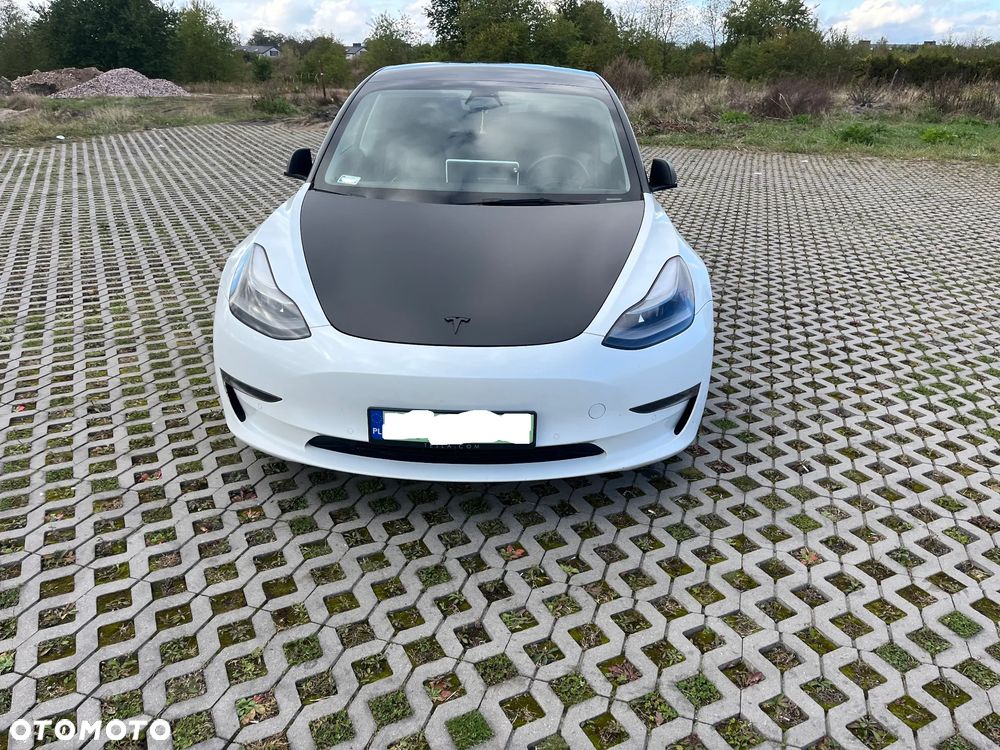 Tesla Model 3 Long Range AWD - 3