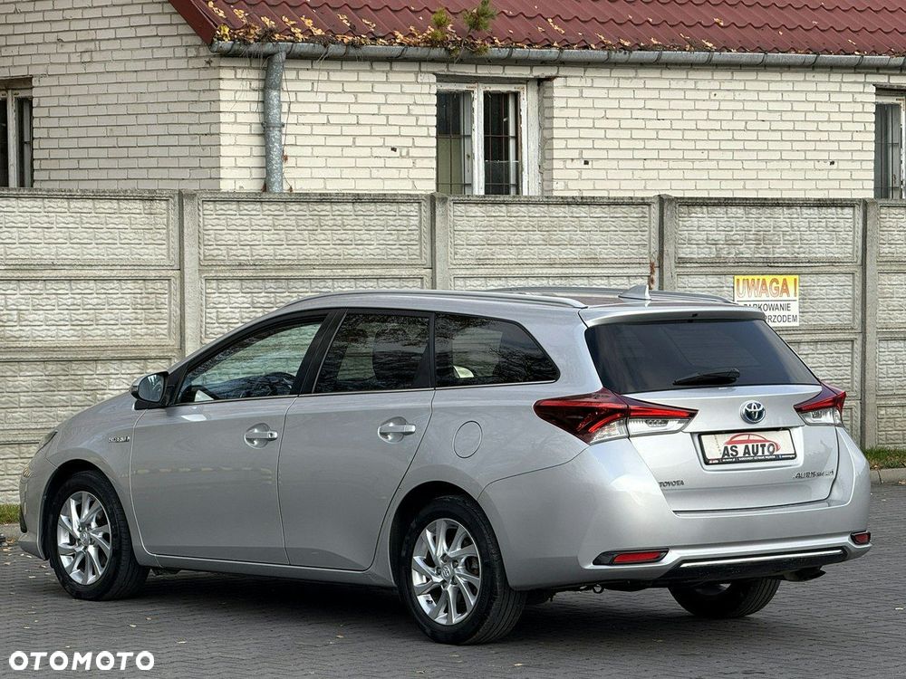 Toyota Auris - 30