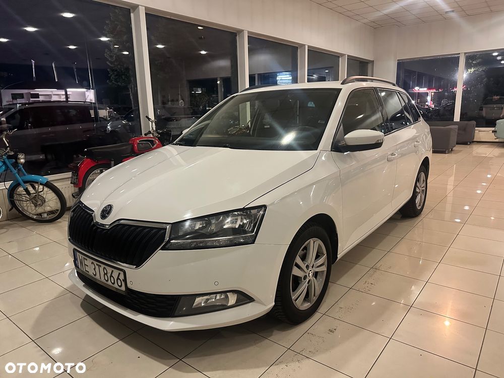 Skoda Fabia 1.0 TSI Ambition - 2