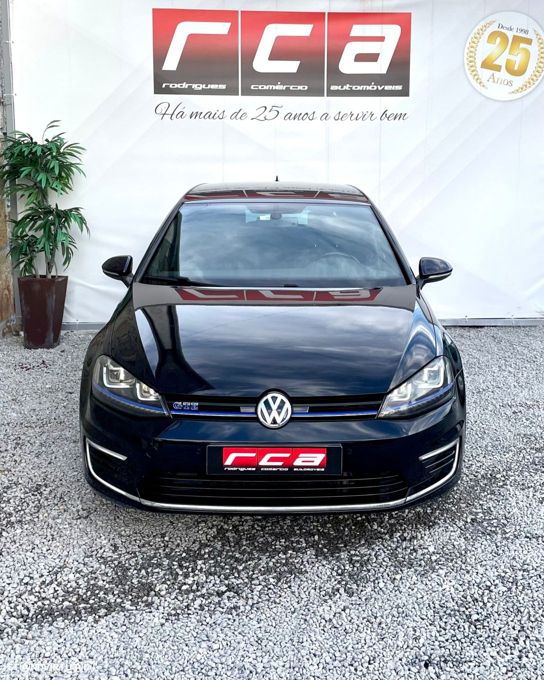VW Golf 1.4 GTE Plug-In-Hybrid DSG - 2