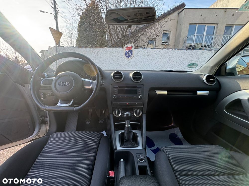 Audi A3 3-drzwiowe 1.8 TFSI Ambiente - 5