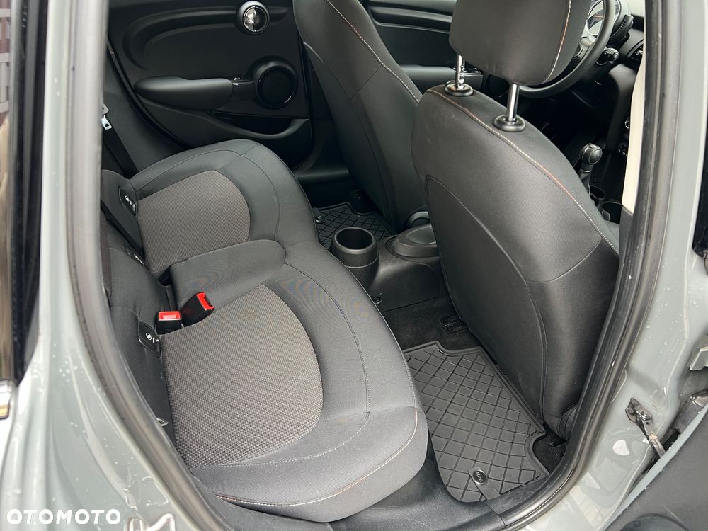 MINI ONE Standard - 12