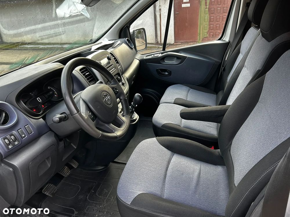 Opel Vivaro - 14