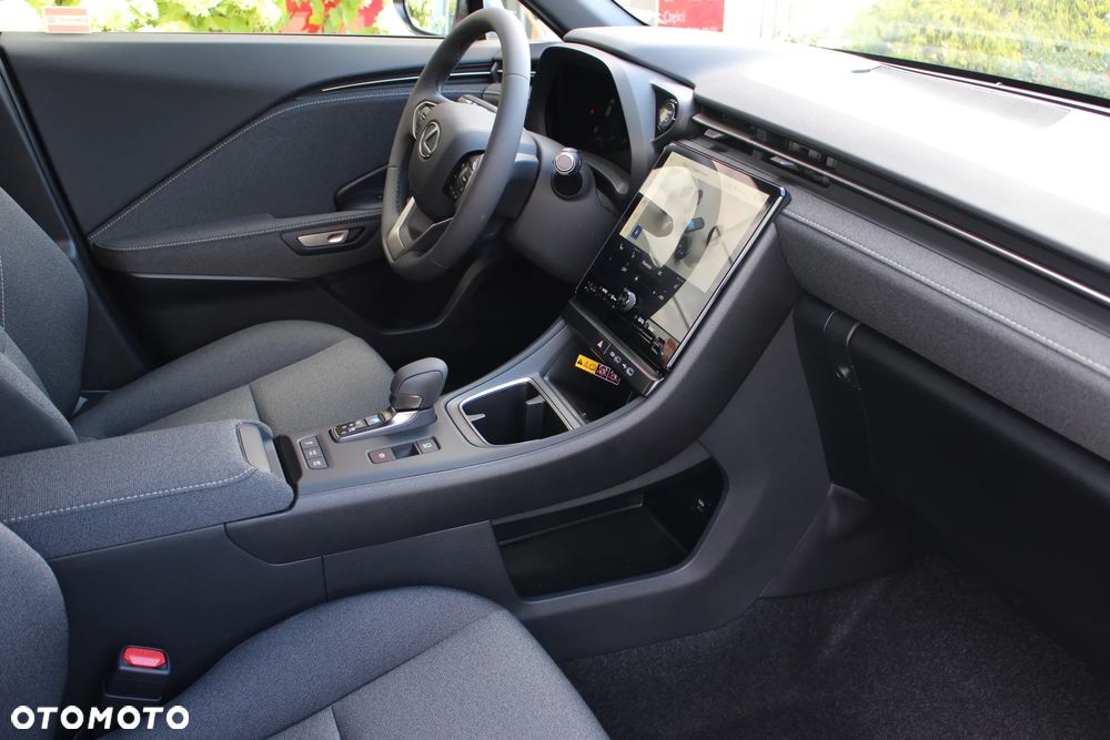 Lexus LBX 1.5 Hybrid - 14