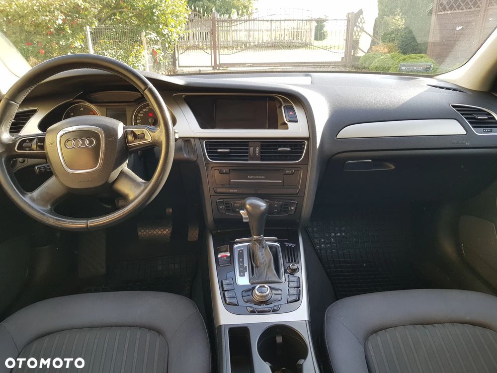 Audi A4 Limousine - 7