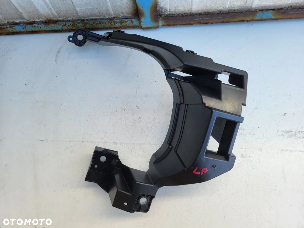 Okular mocowanie ślizg prawy lampy Citroen C3 Aircross  NOWY - 1